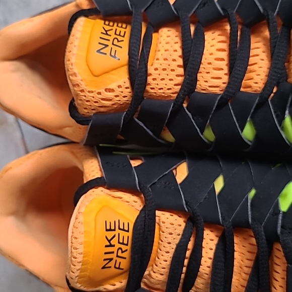 Nike Free 5.0 Shoes - Picture 6 of 7